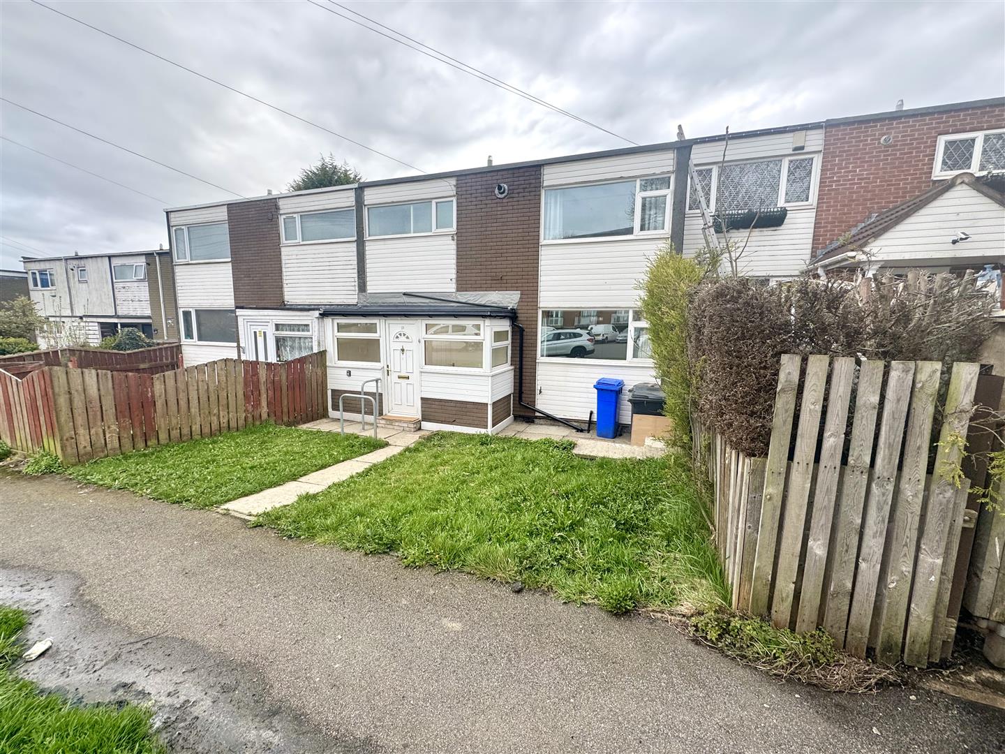 White Thorns Close, Sheffield